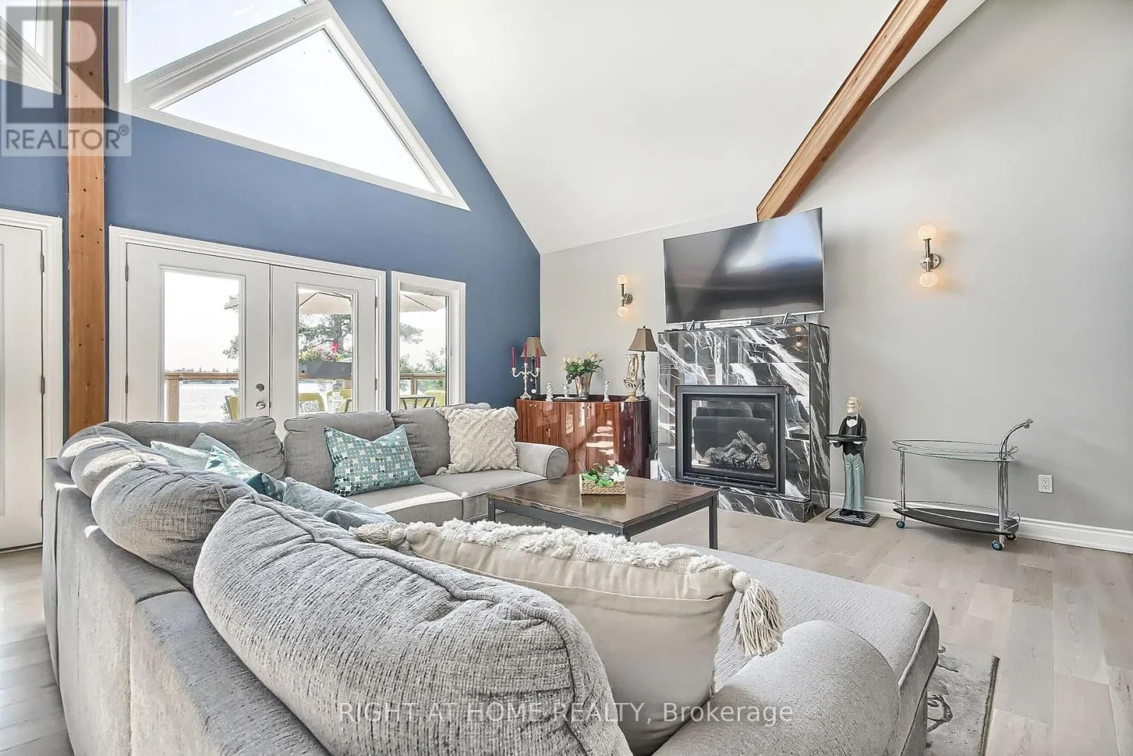 26 BEACH ROAD