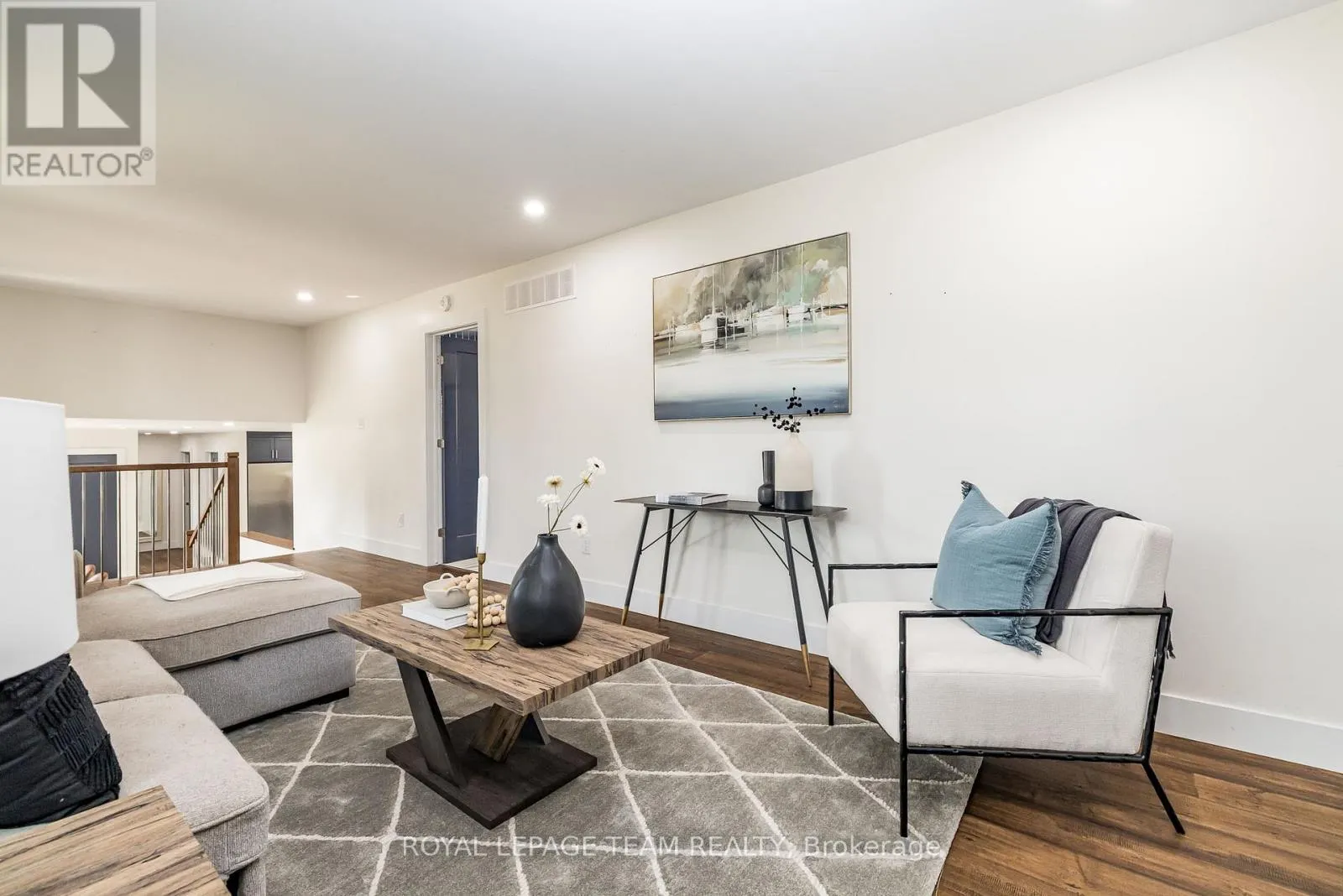 206 RIVER VIEW LANE
