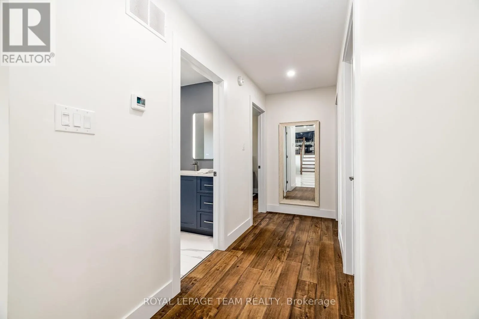 206 RIVER VIEW LANE