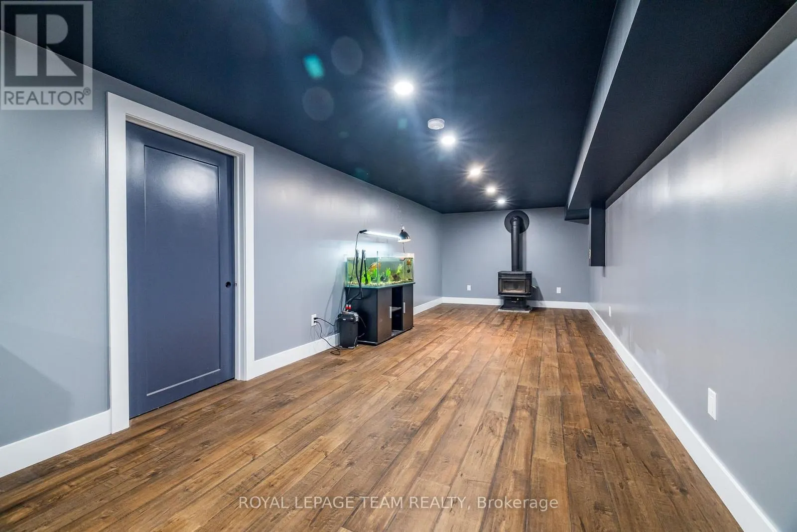 206 RIVER VIEW LANE