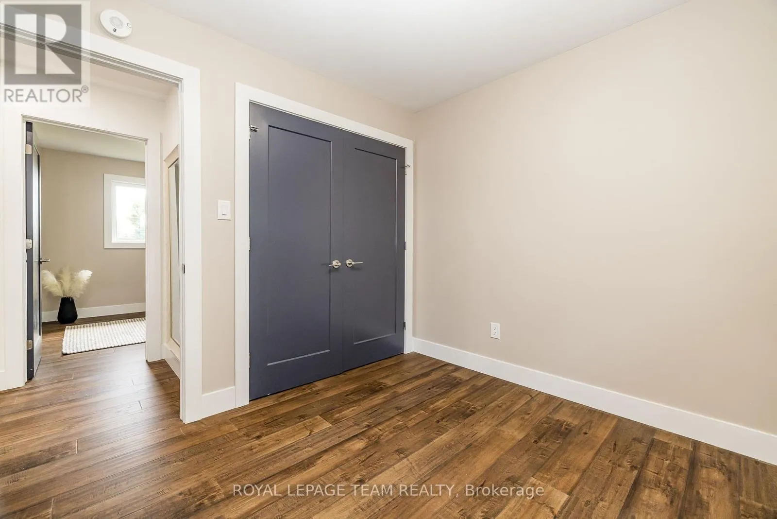 206 RIVER VIEW LANE