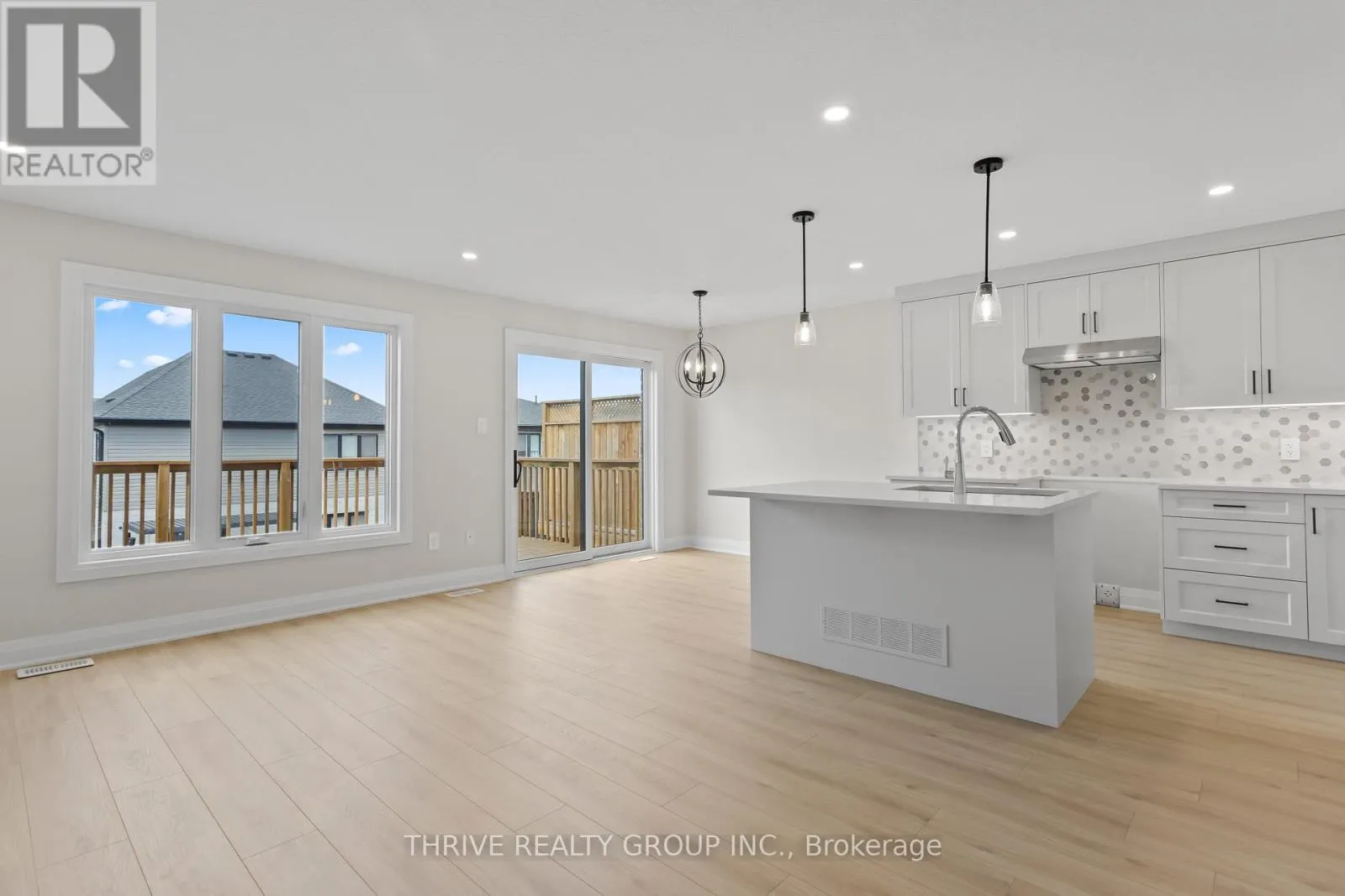40 - 2261 LINKWAY BOULEVARD, #40