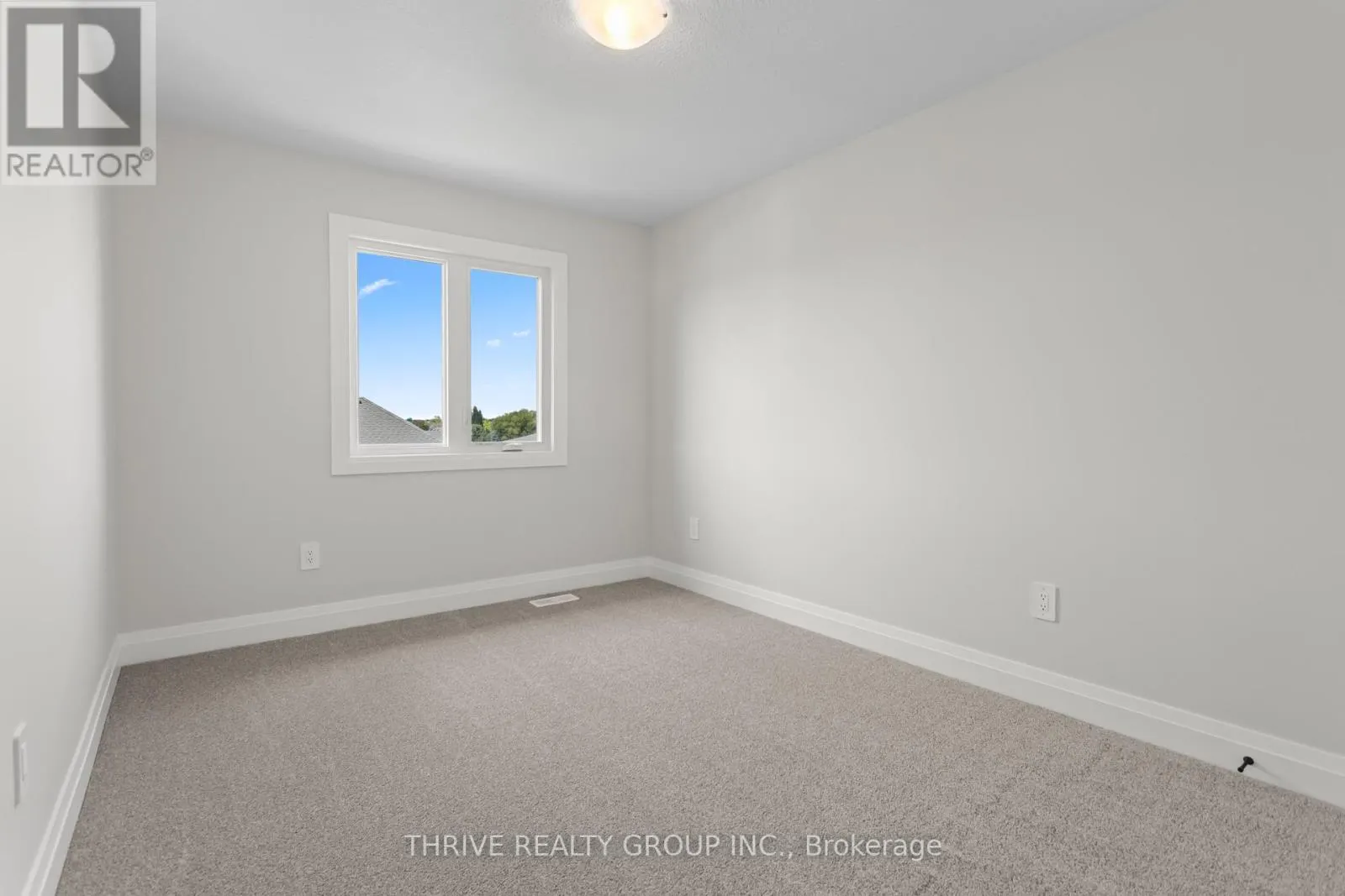 40 - 2261 LINKWAY BOULEVARD, #40