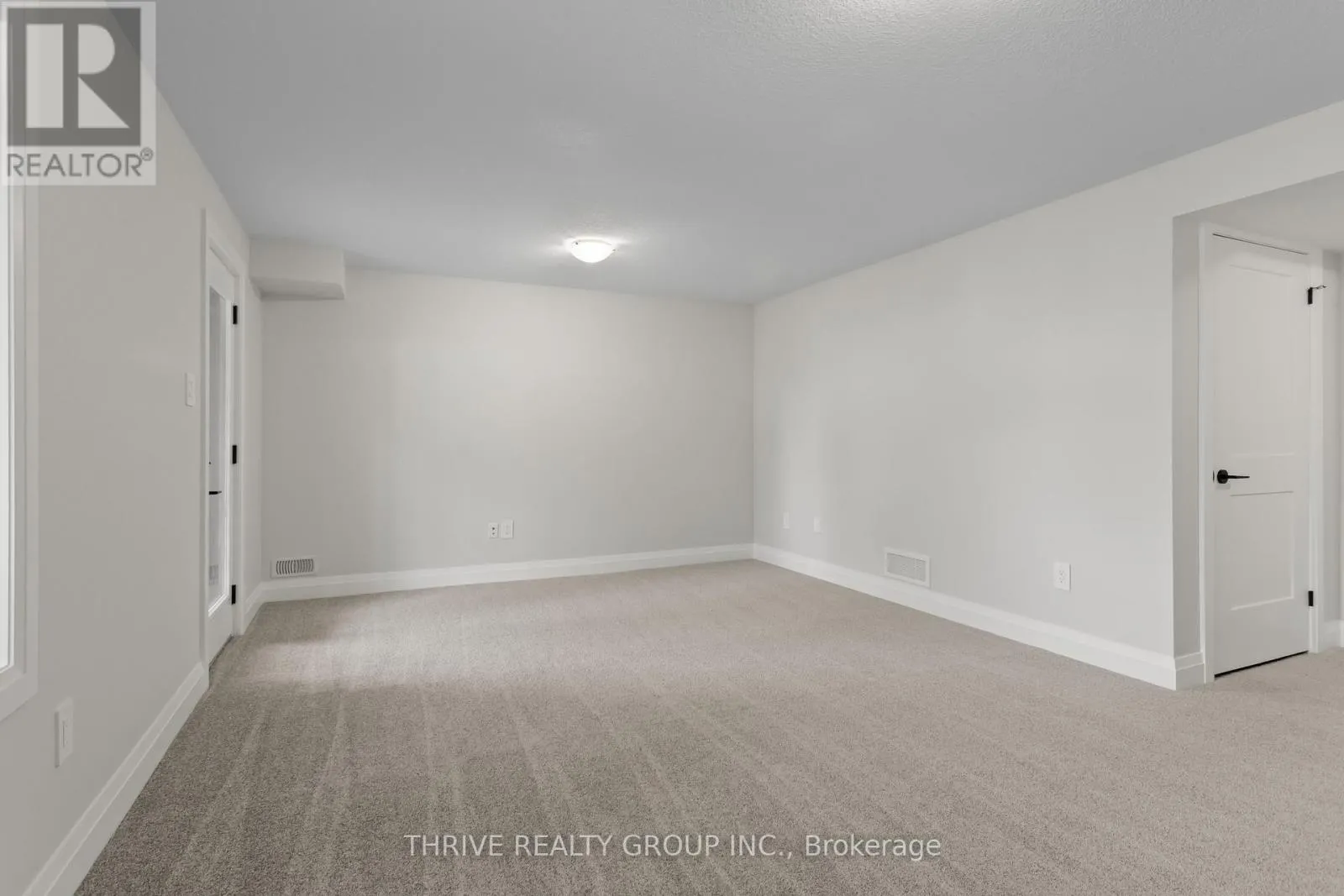 40 - 2261 LINKWAY BOULEVARD, #40