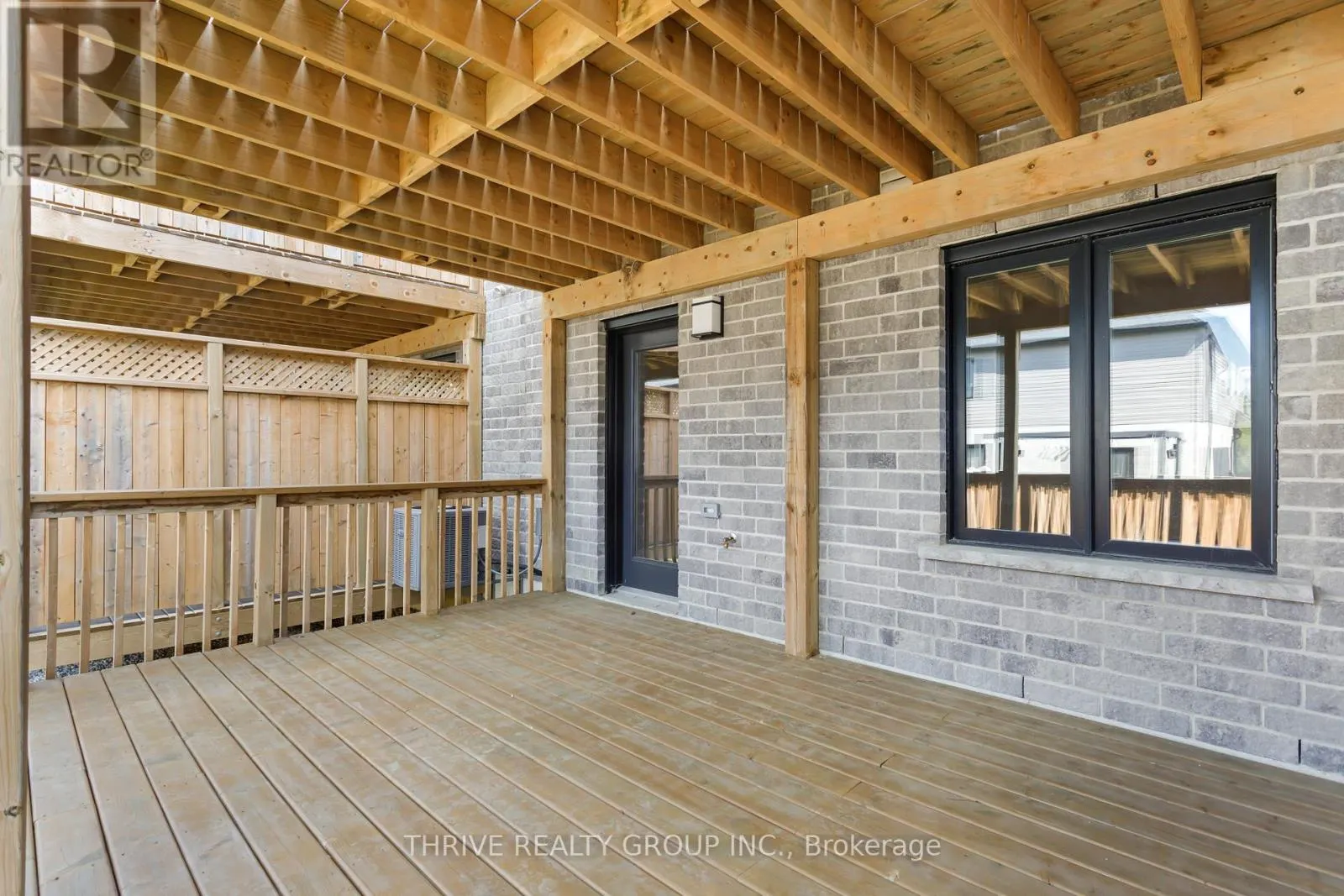 40 - 2261 LINKWAY BOULEVARD, #40