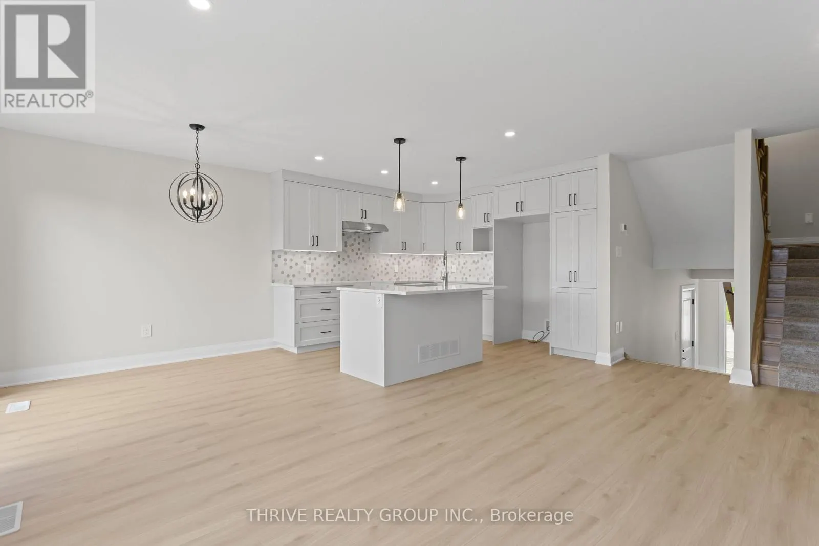 40 - 2261 LINKWAY BOULEVARD, #40