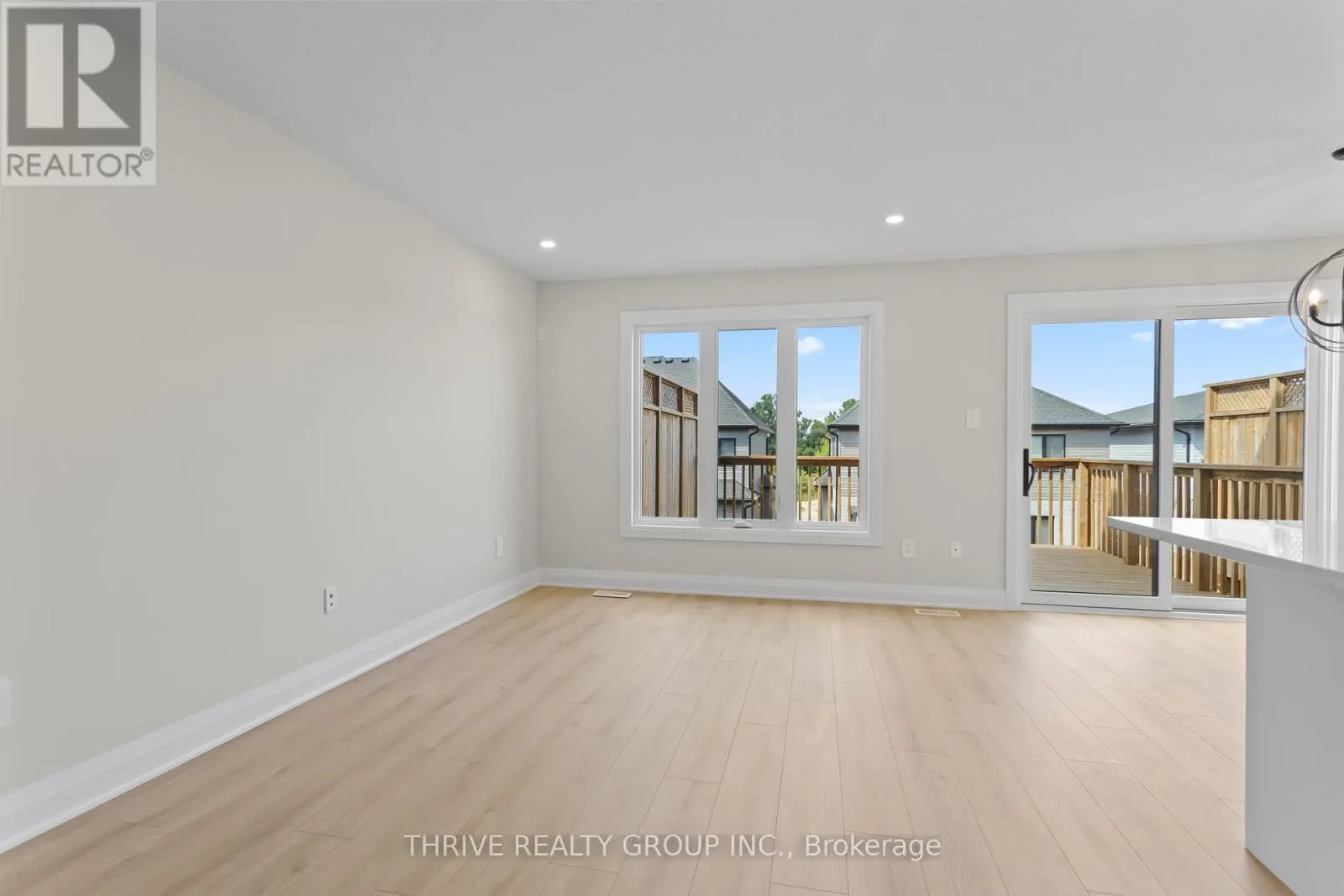 40 - 2261 LINKWAY BOULEVARD, #40