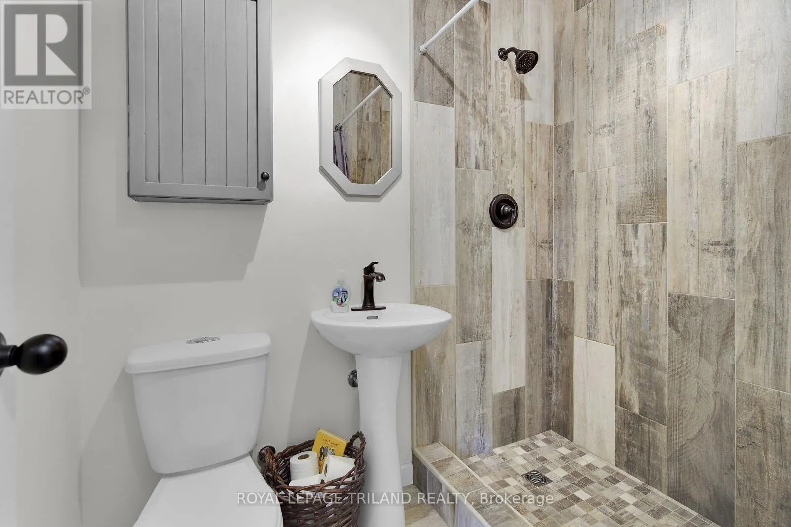 10087 BEAVER DAM CRESCENT
