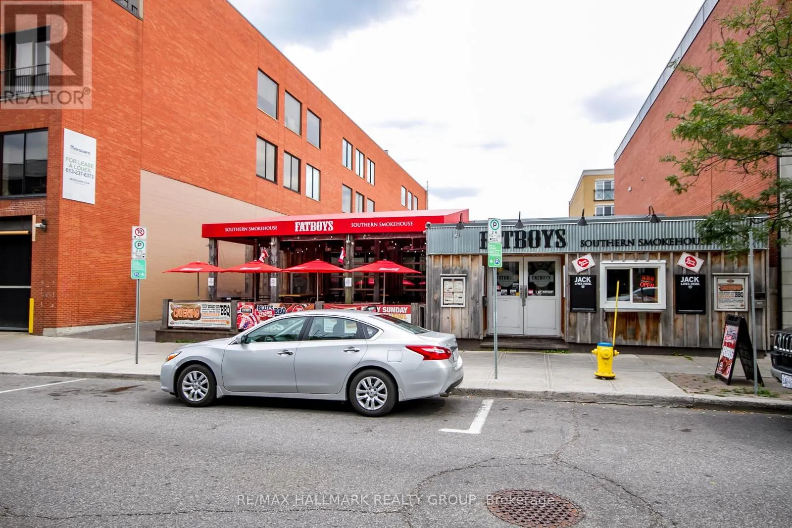 306 - 15 MURRAY STREET