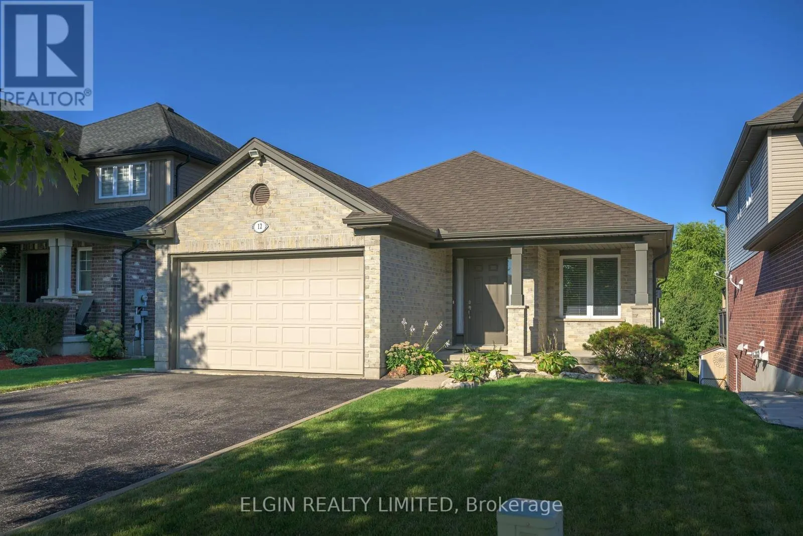 12 PEACH TREE BOULEVARD