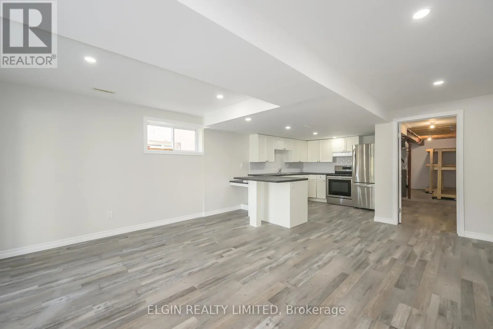 12 PEACH TREE BOULEVARD