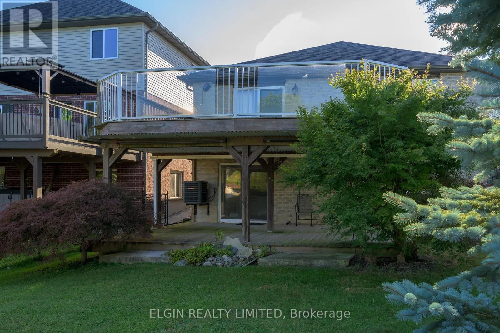 12 PEACH TREE BOULEVARD