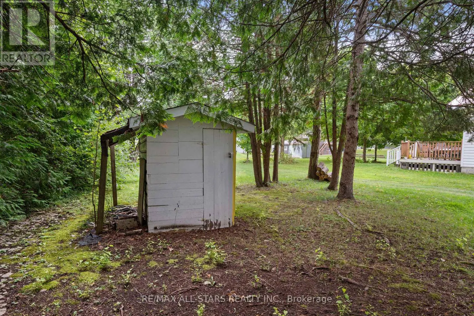 93 STURGEON GLEN ROAD