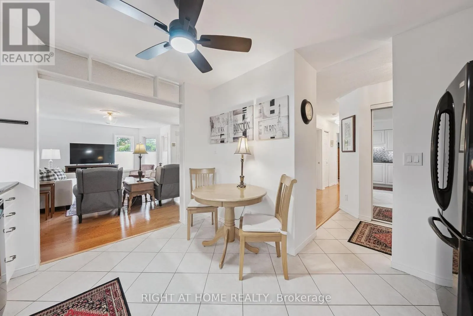 122B - 1099 CLONSILLA AVENUE, #122B