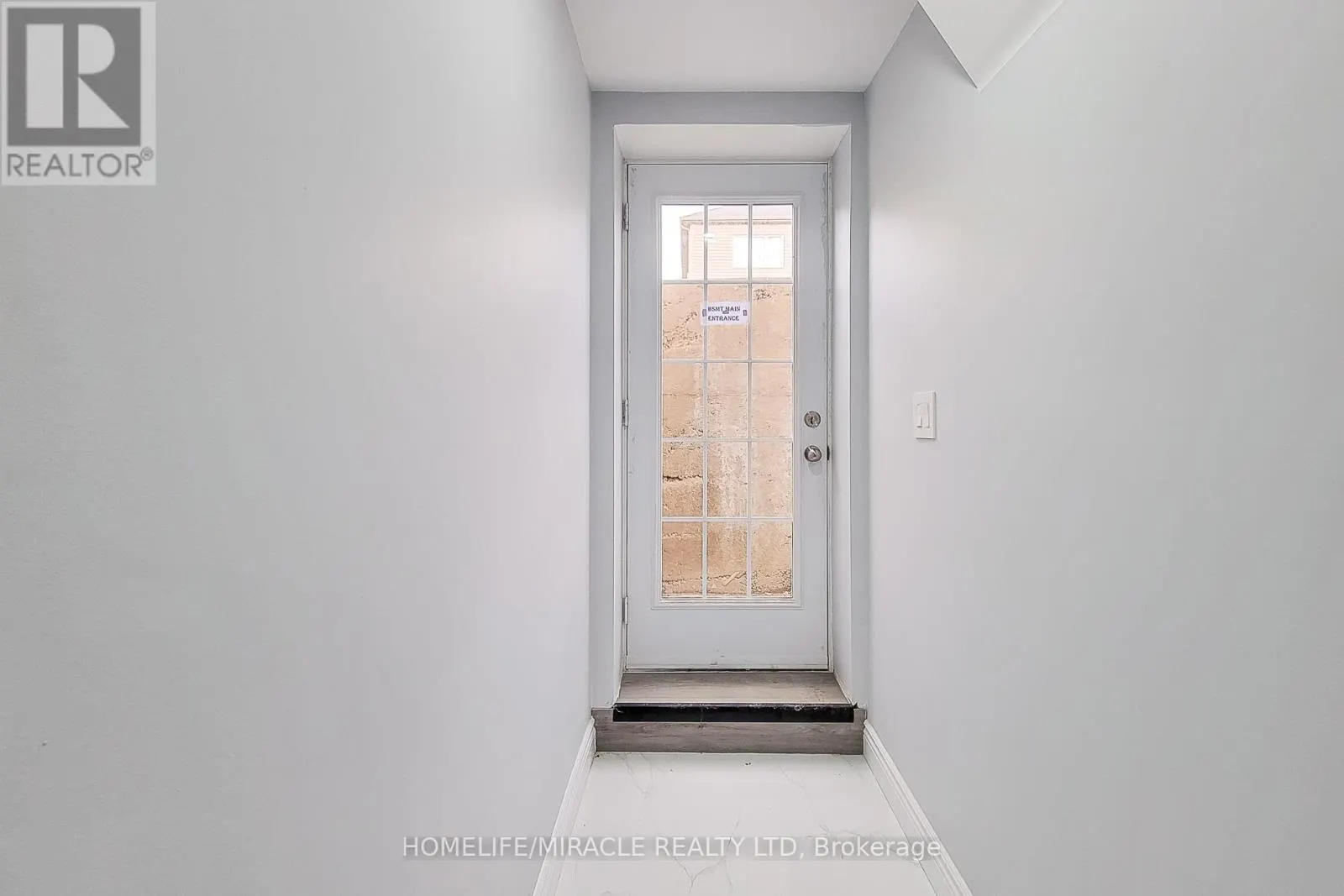 11 SEANESY DRIVE