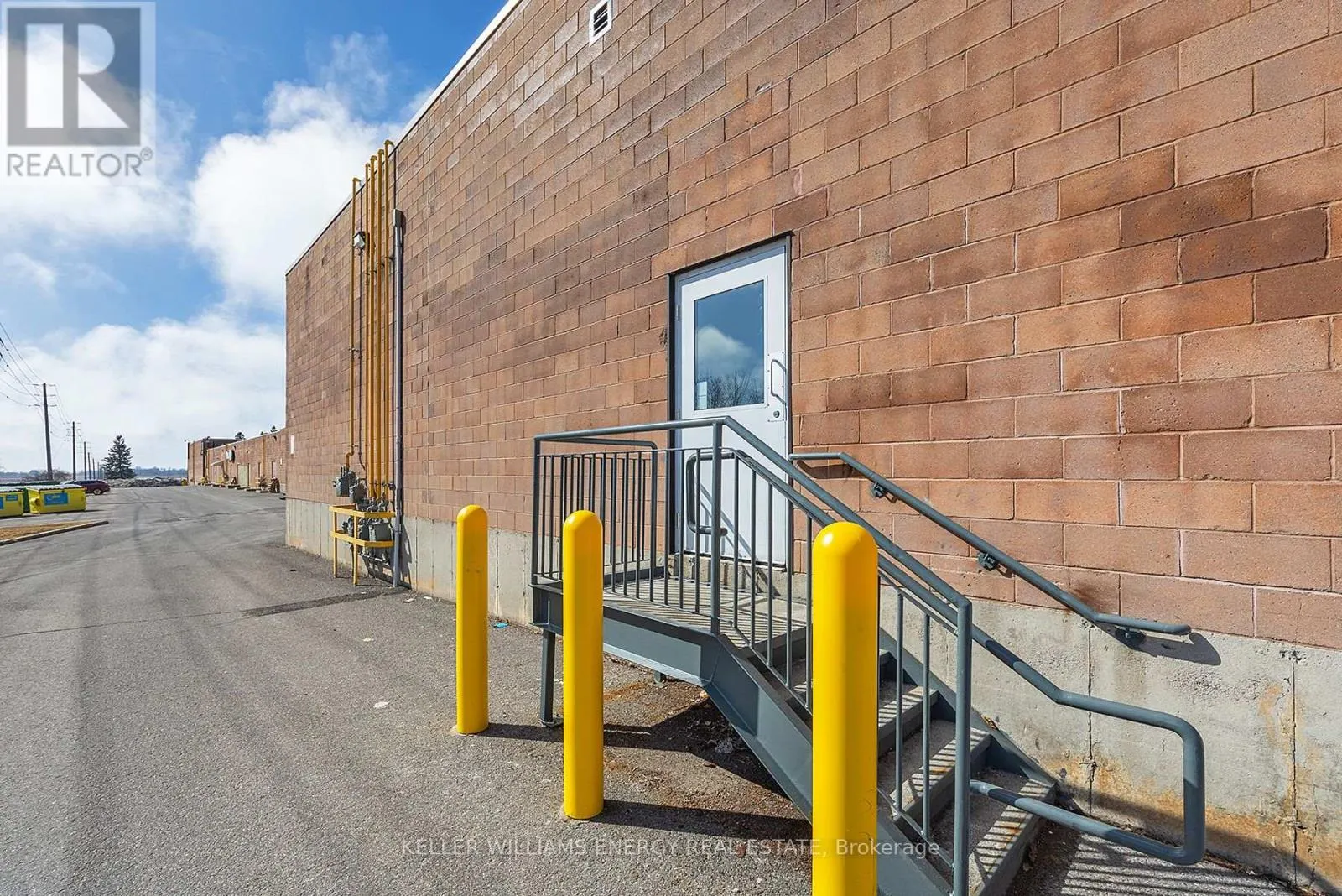 6B - 500 GARDINERS ROAD, #6B