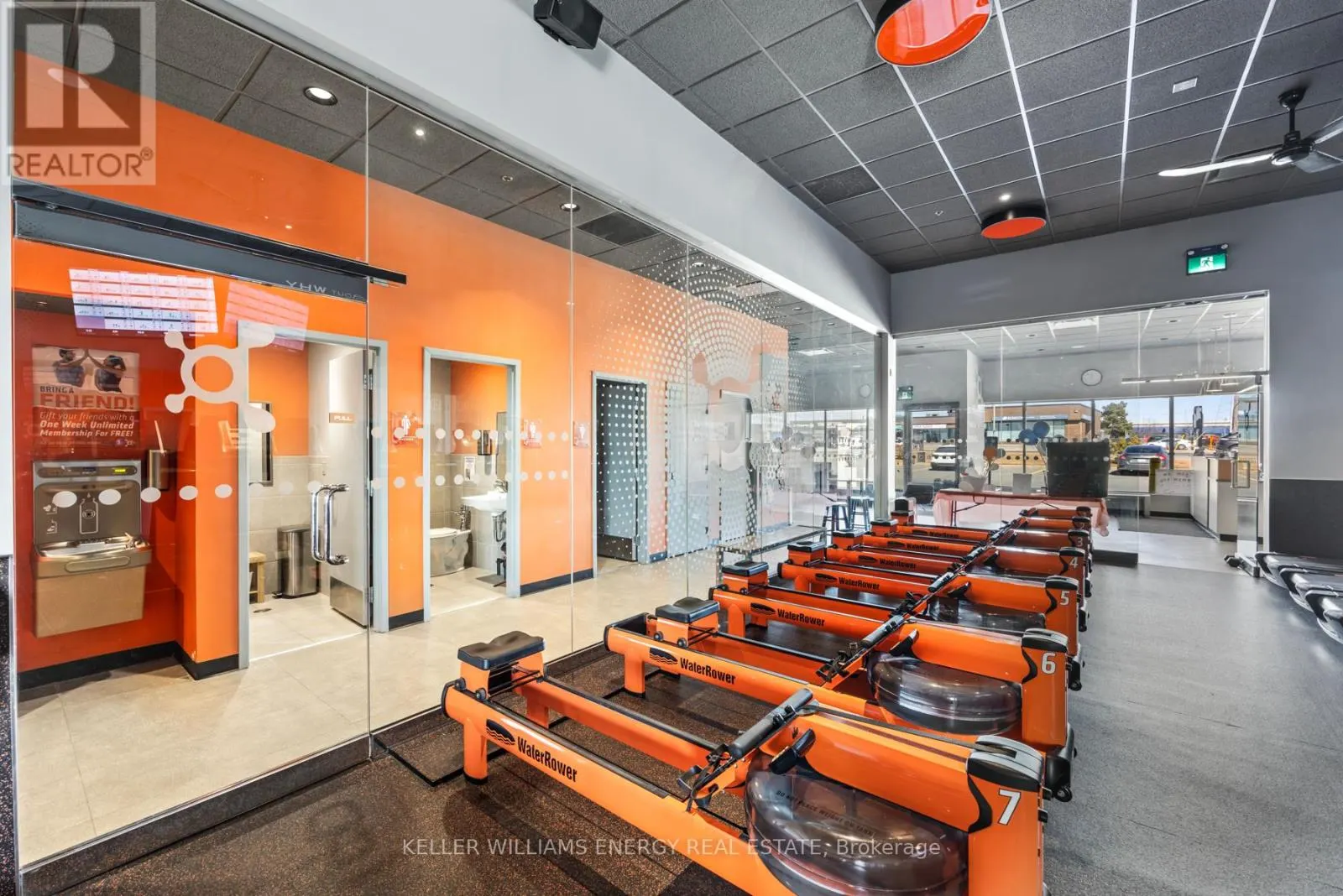 6B - 500 GARDINERS ROAD, #6B