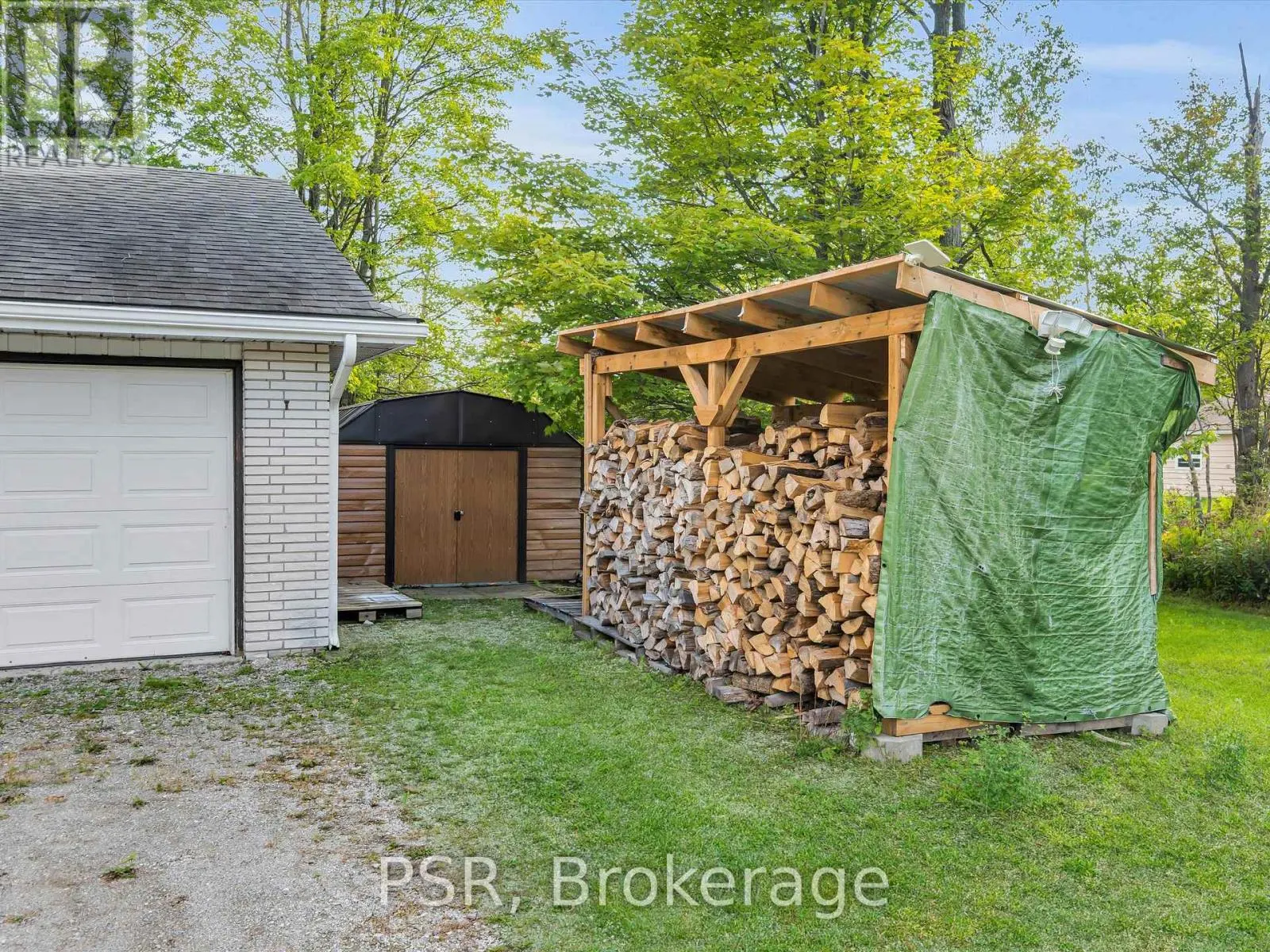 1016 KAHSHE LAKE ROAD S