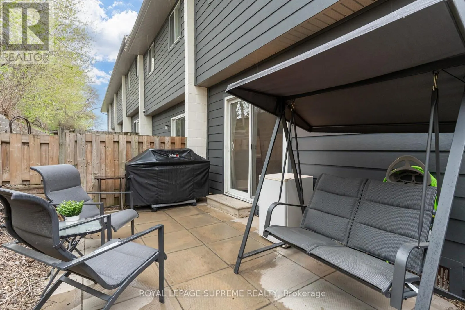 21 - 135 CHALMERS STREET S