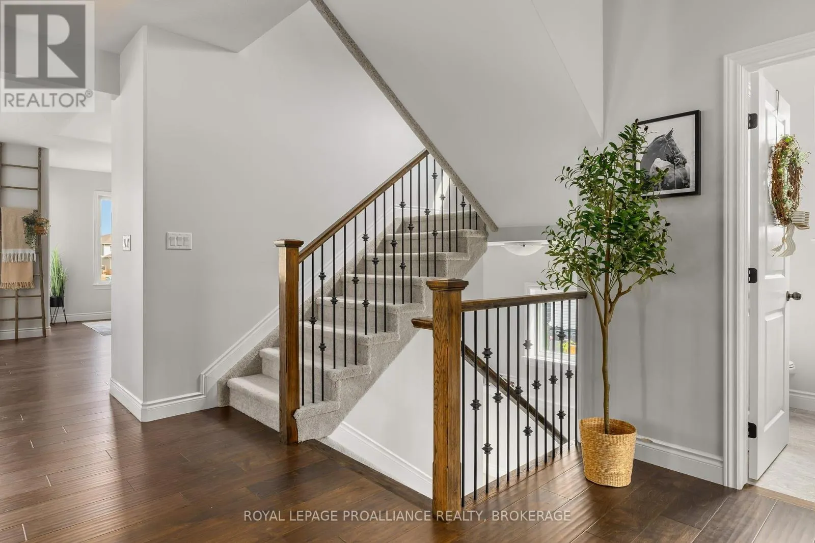 519 BETH CRESCENT