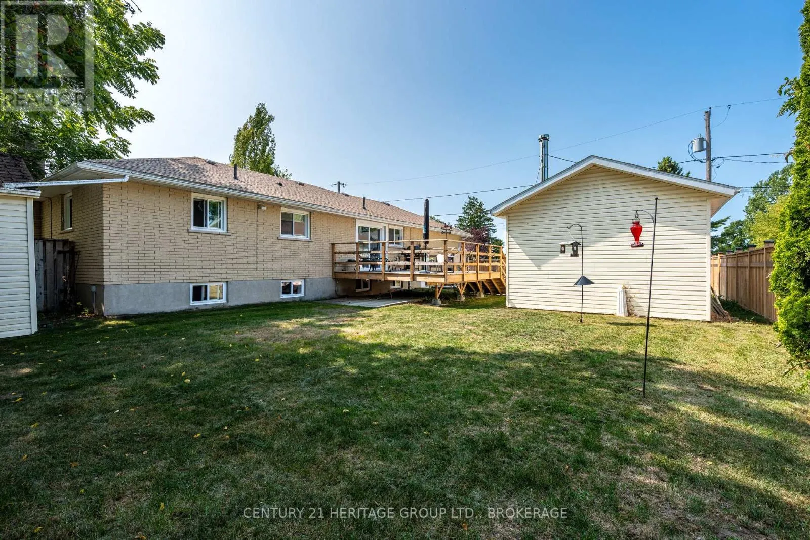 1014 WOODBINE ROAD S