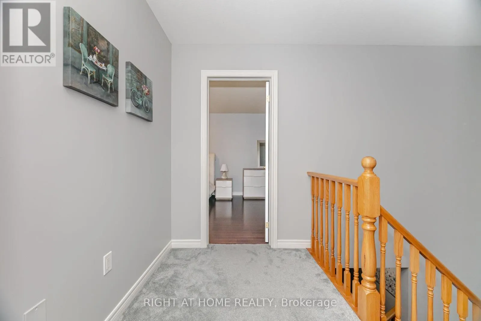 35 - 1085 HARROGATE DRIVE
