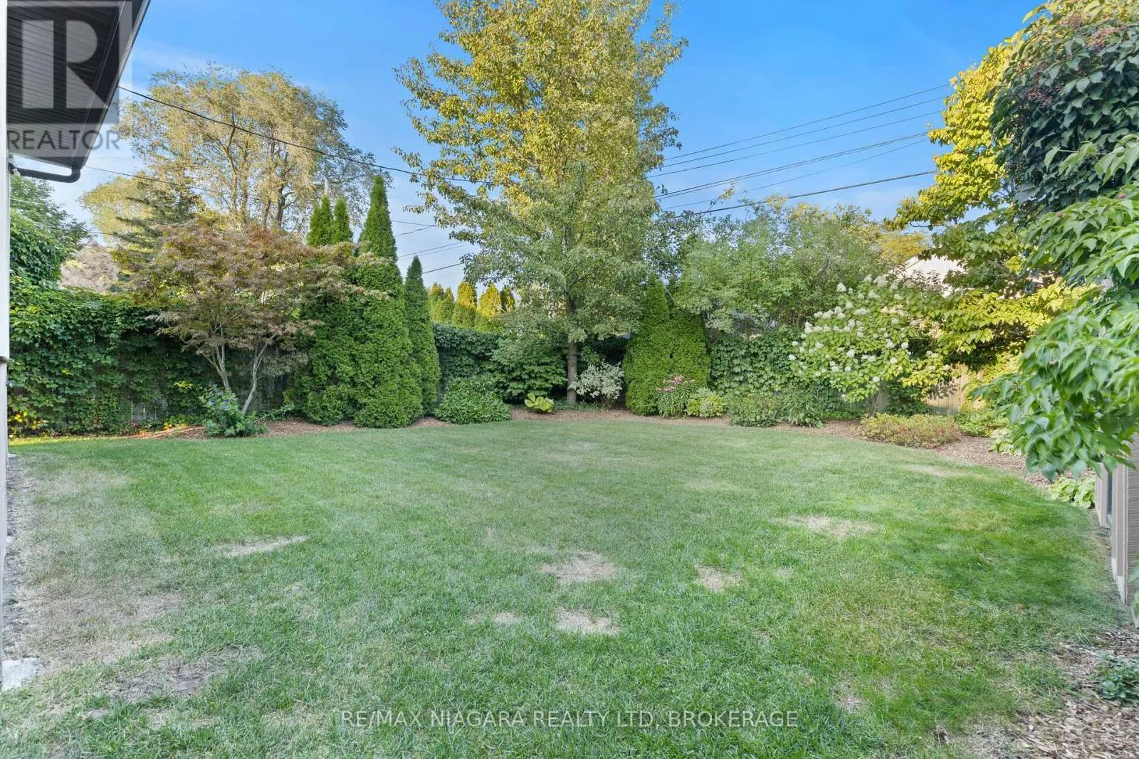 123 SOUTH DRIVE