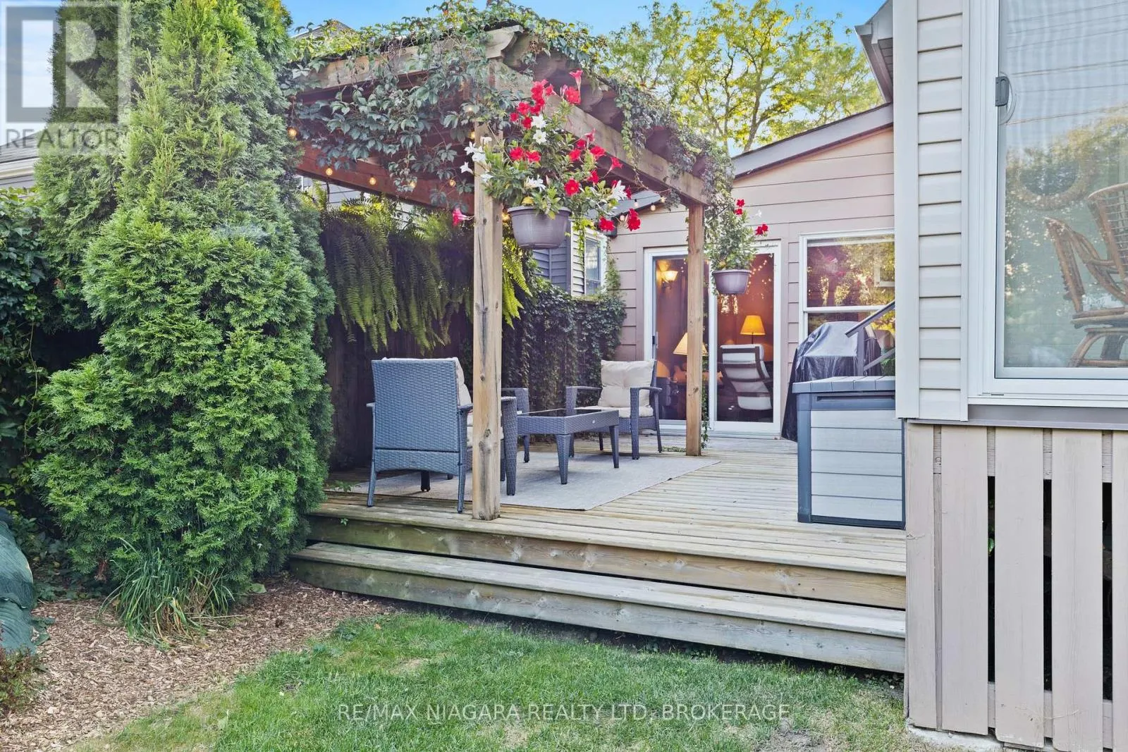 123 SOUTH DRIVE