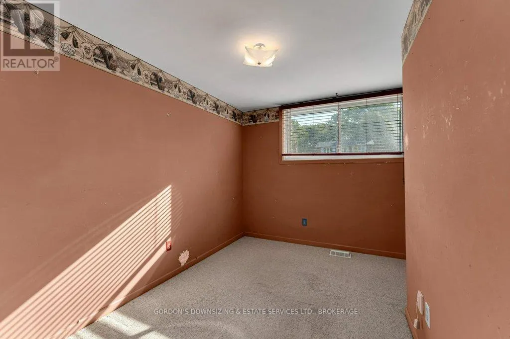869 HAVERHILL DRIVE