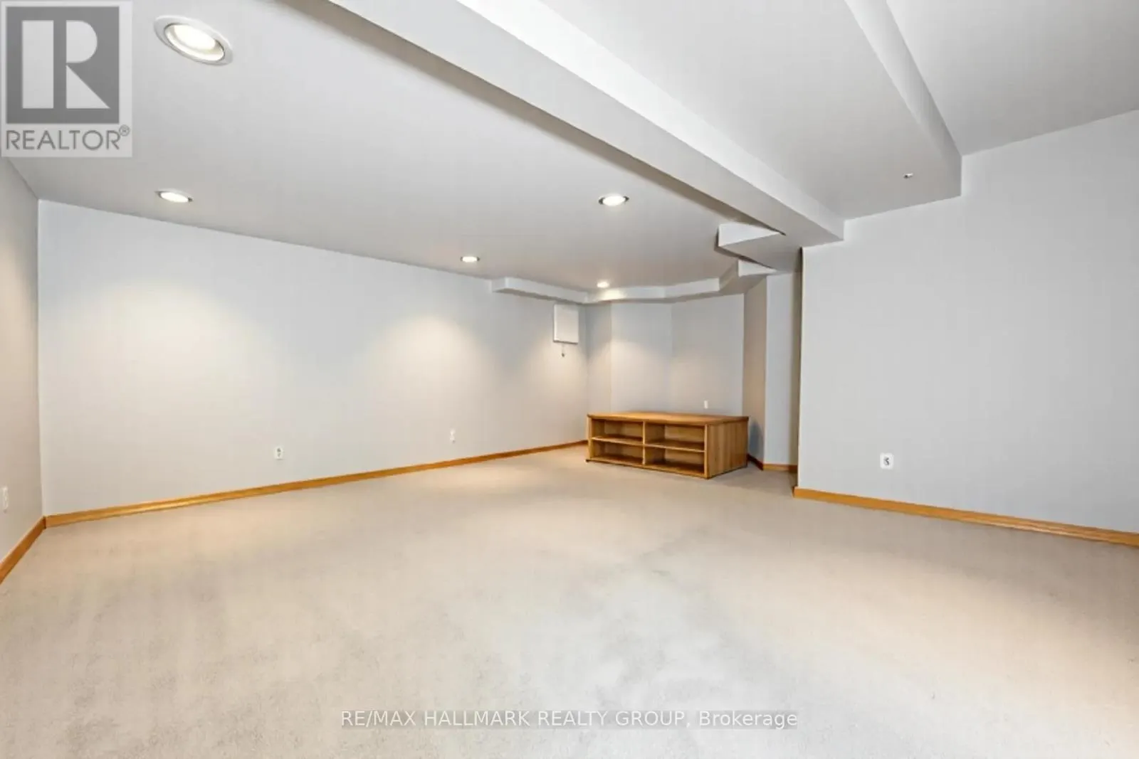 1414 EASTCLIFFE WAY
