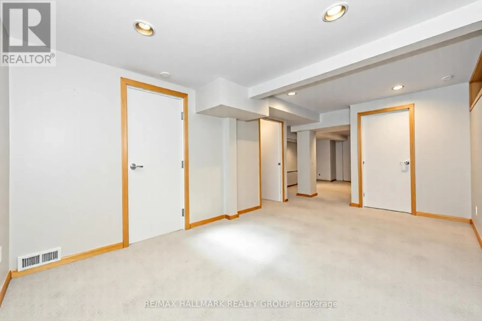 1414 EASTCLIFFE WAY