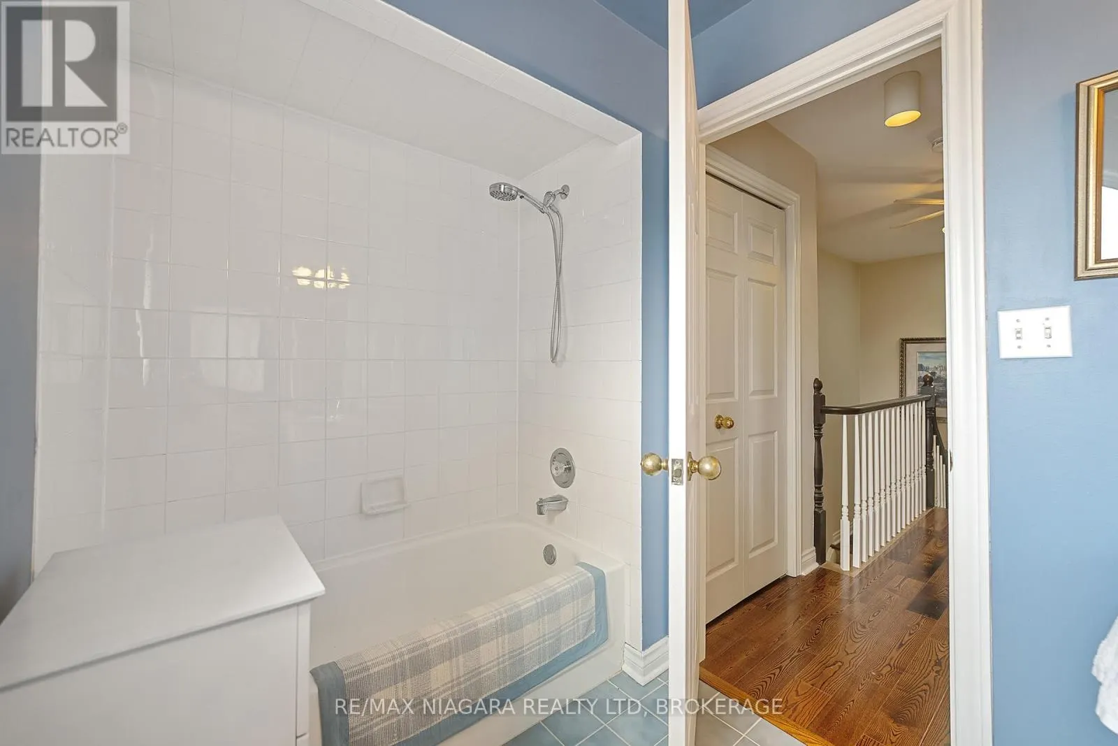 41 - 15 LAKESIDE DRIVE, #41