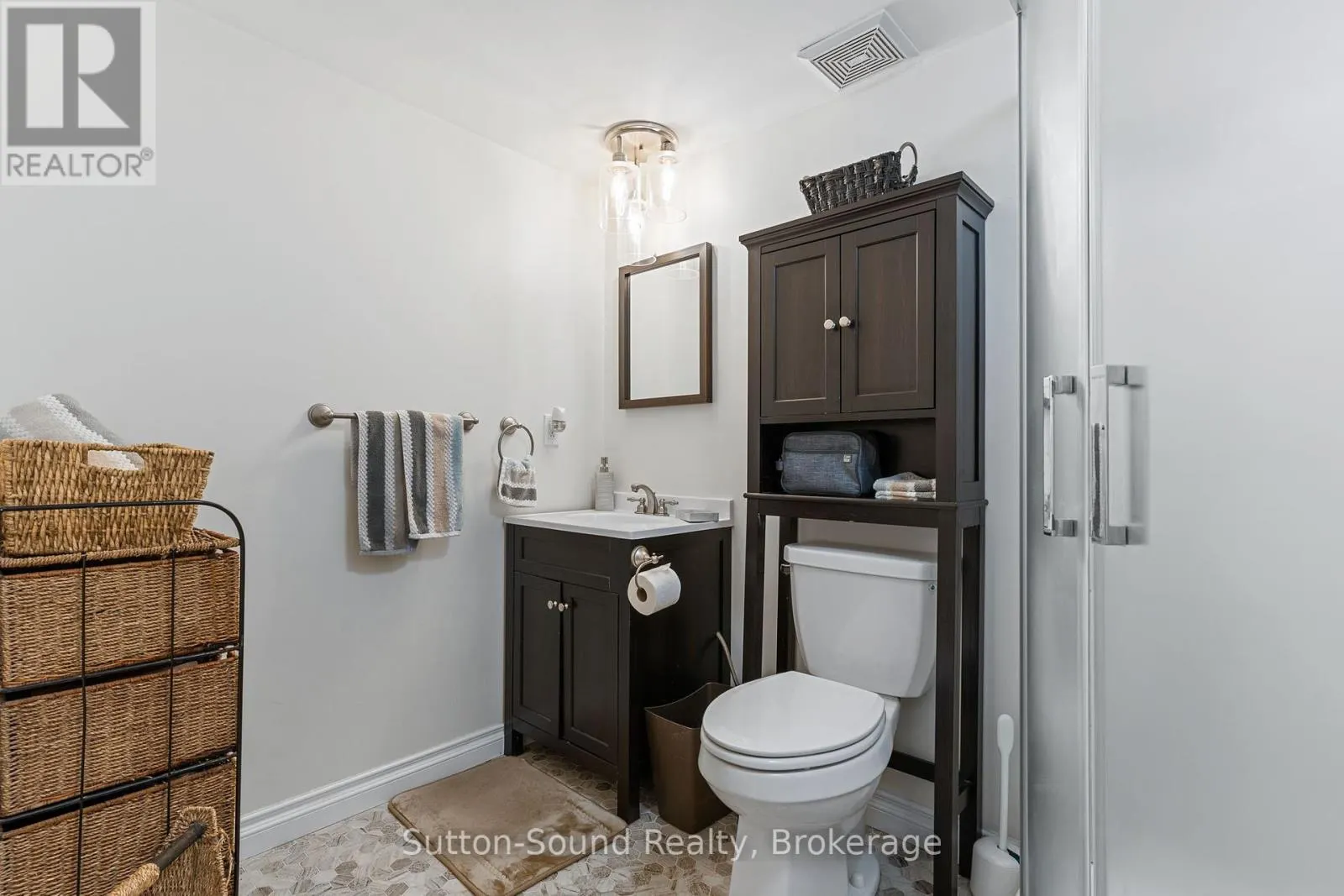 403 SIMCOE AVENUE