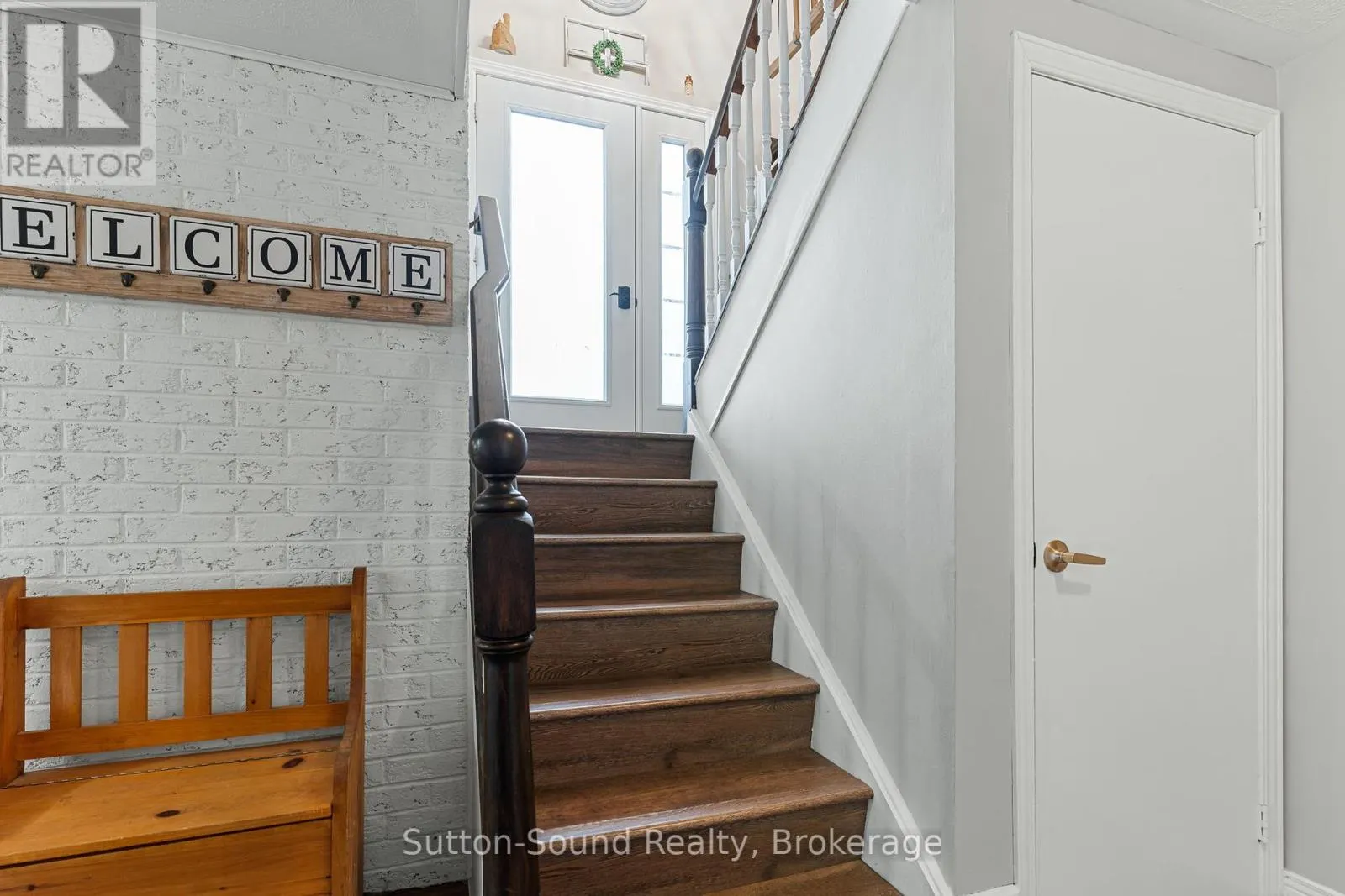 403 SIMCOE AVENUE