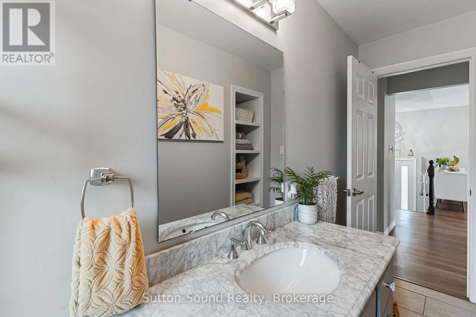 403 SIMCOE AVENUE