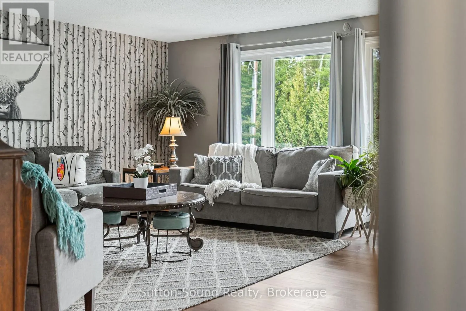 403 SIMCOE AVENUE