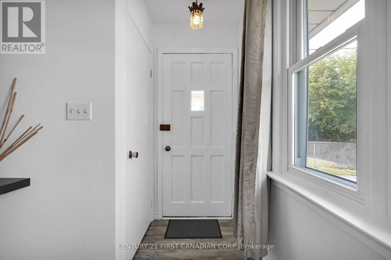 23 GREGORY PLACE