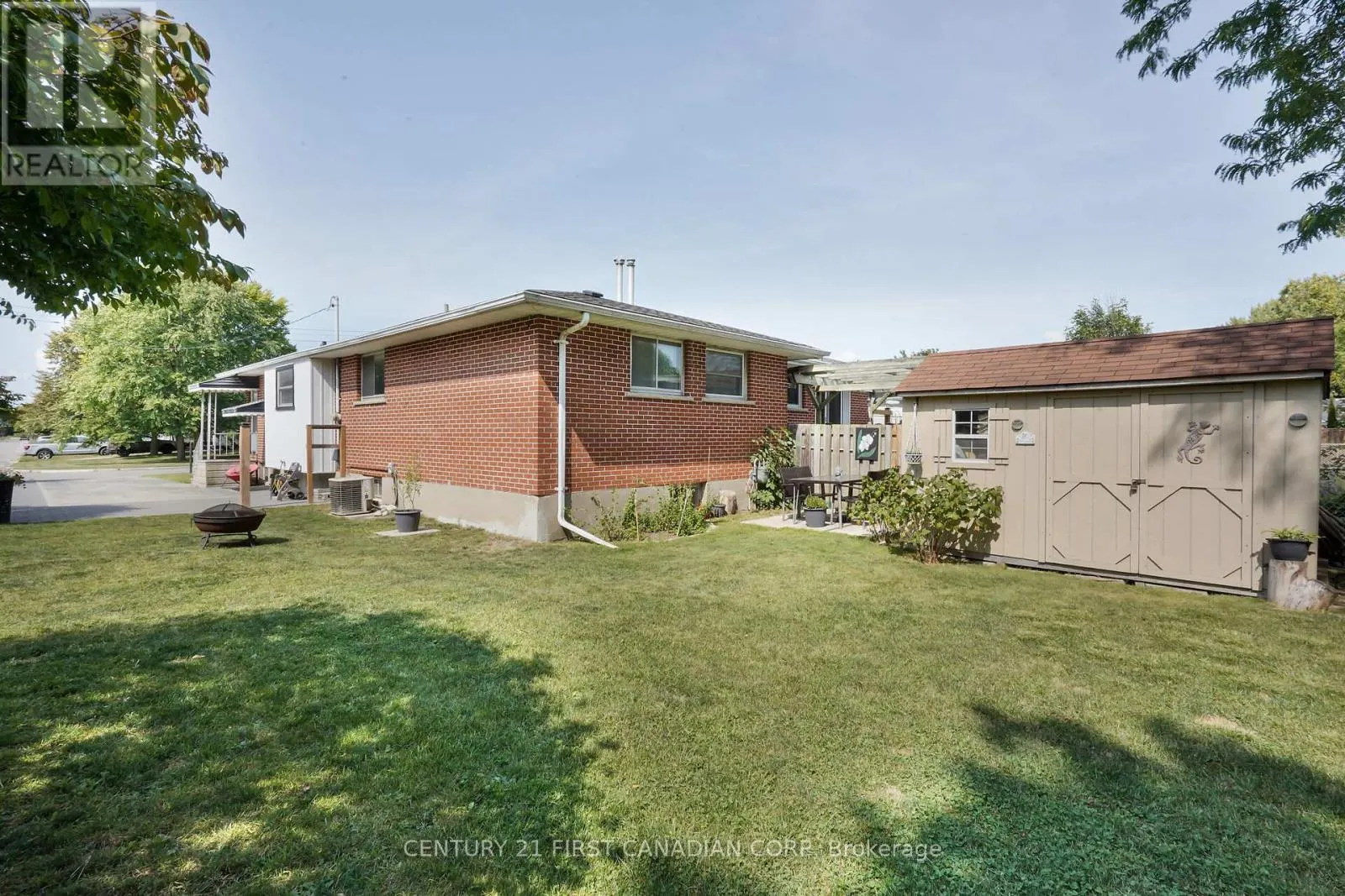 23 GREGORY PLACE