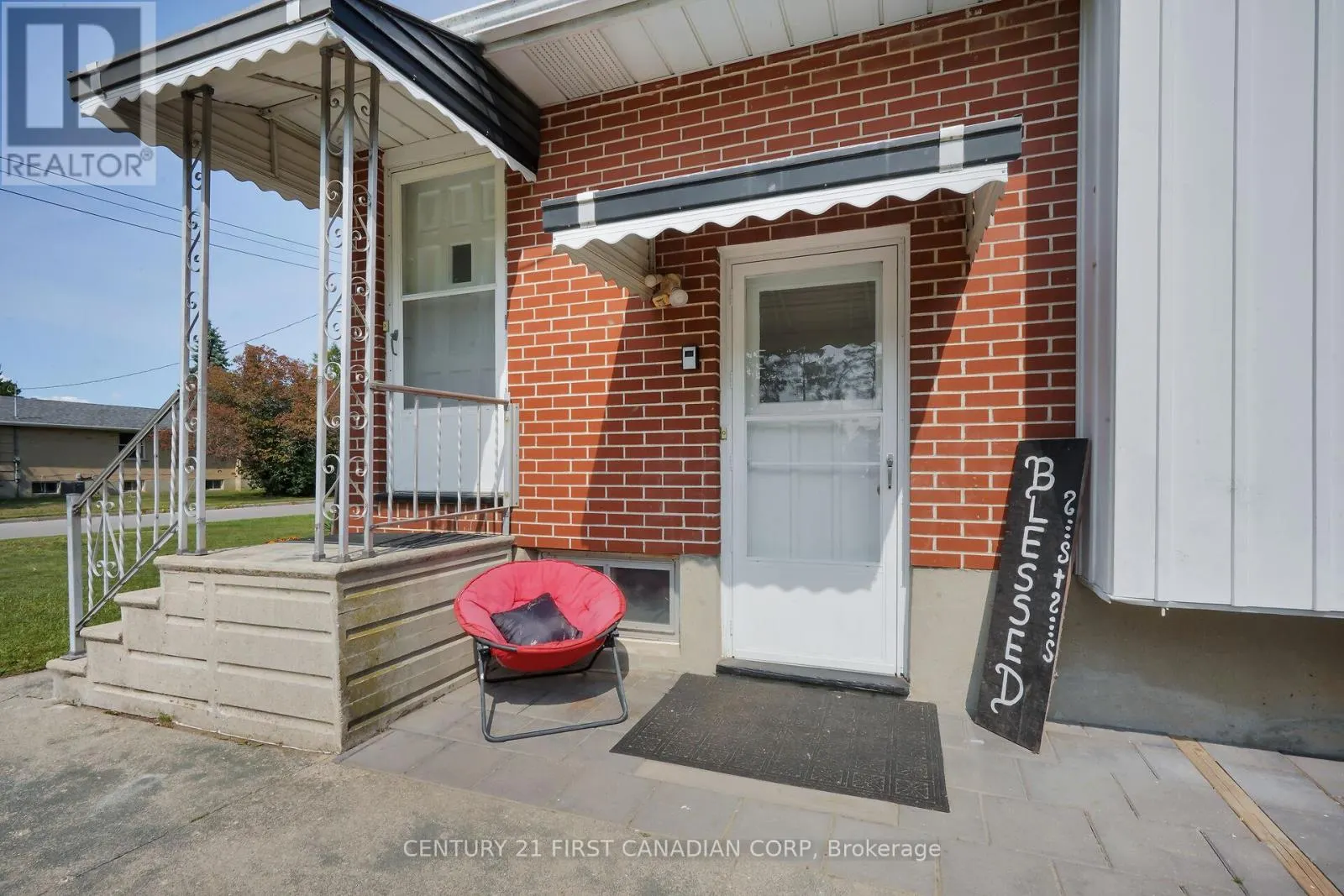 23 GREGORY PLACE