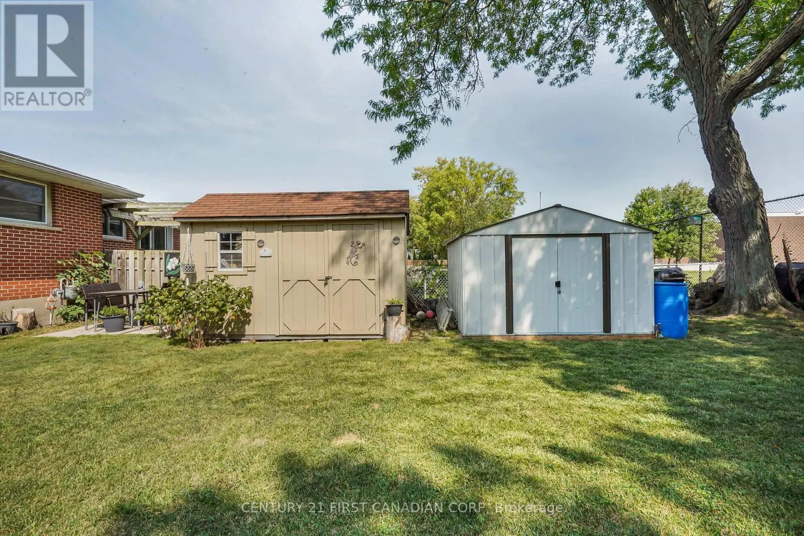 23 GREGORY PLACE