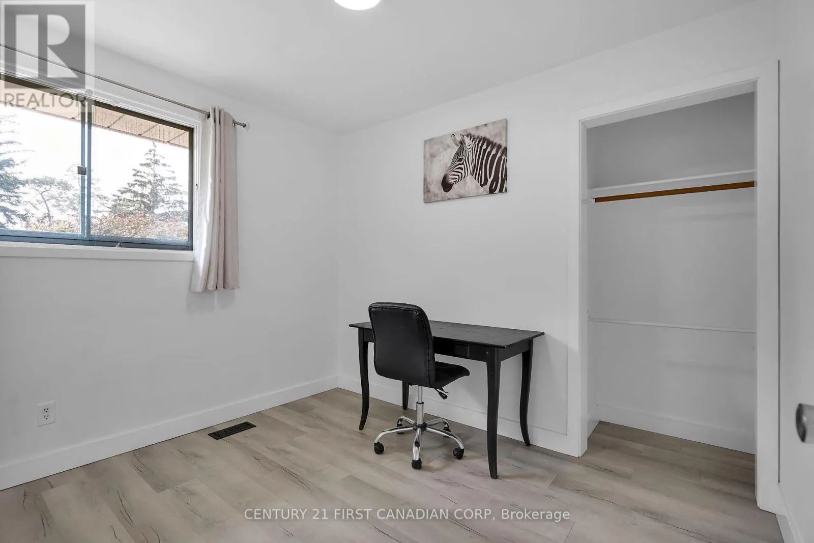 23 GREGORY PLACE