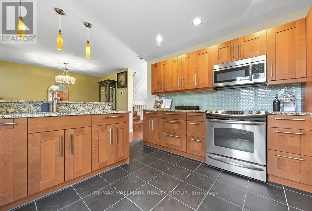 29D VARLEY DRIVE