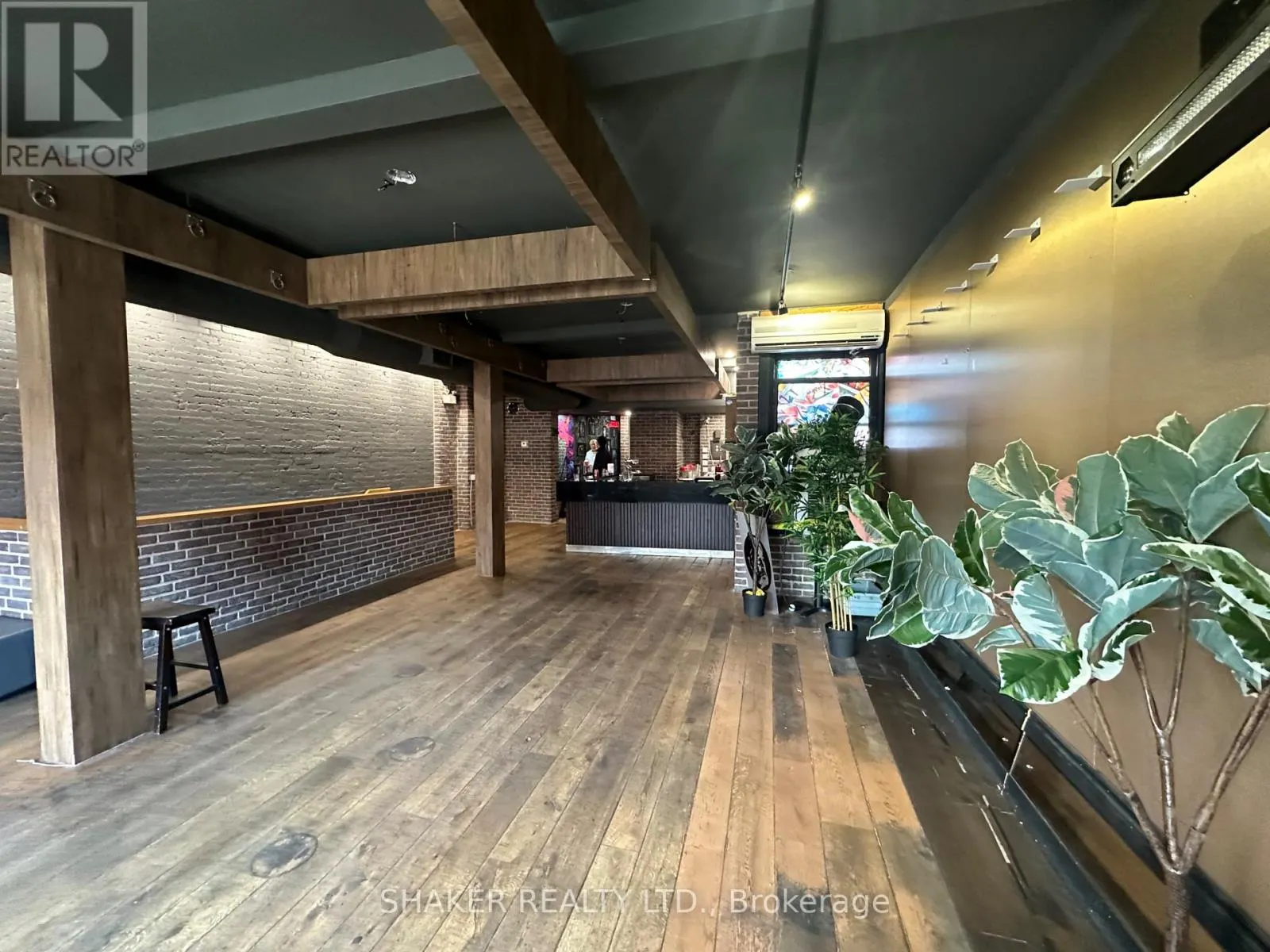 354 ELGIN STREET