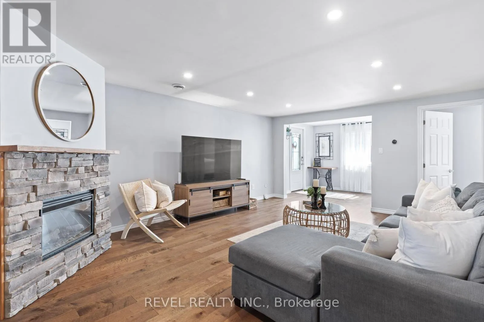 411 LONG BEACH ROAD
