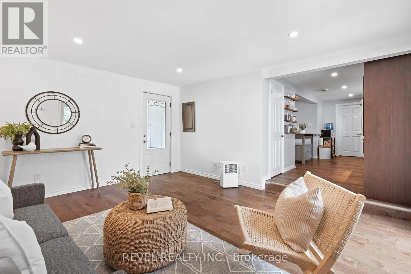 411 LONG BEACH ROAD
