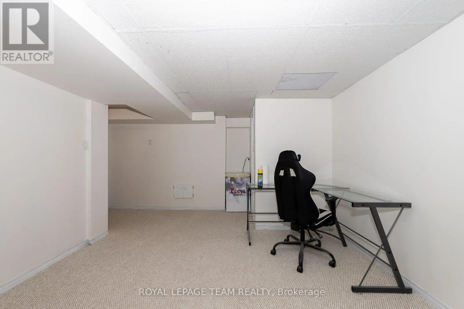 5 SUNDEW COURT W