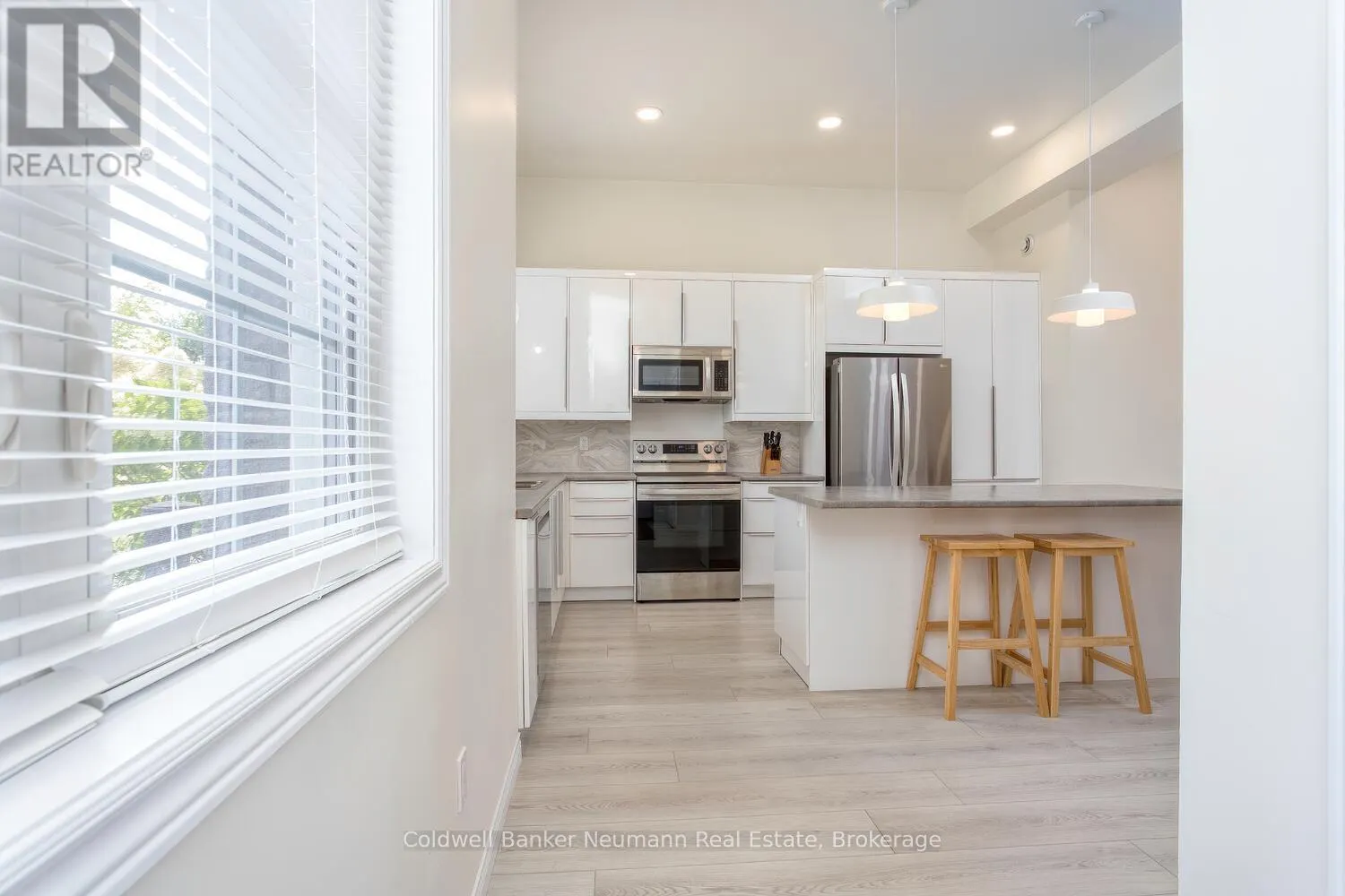 178 FREDERICK STREET W