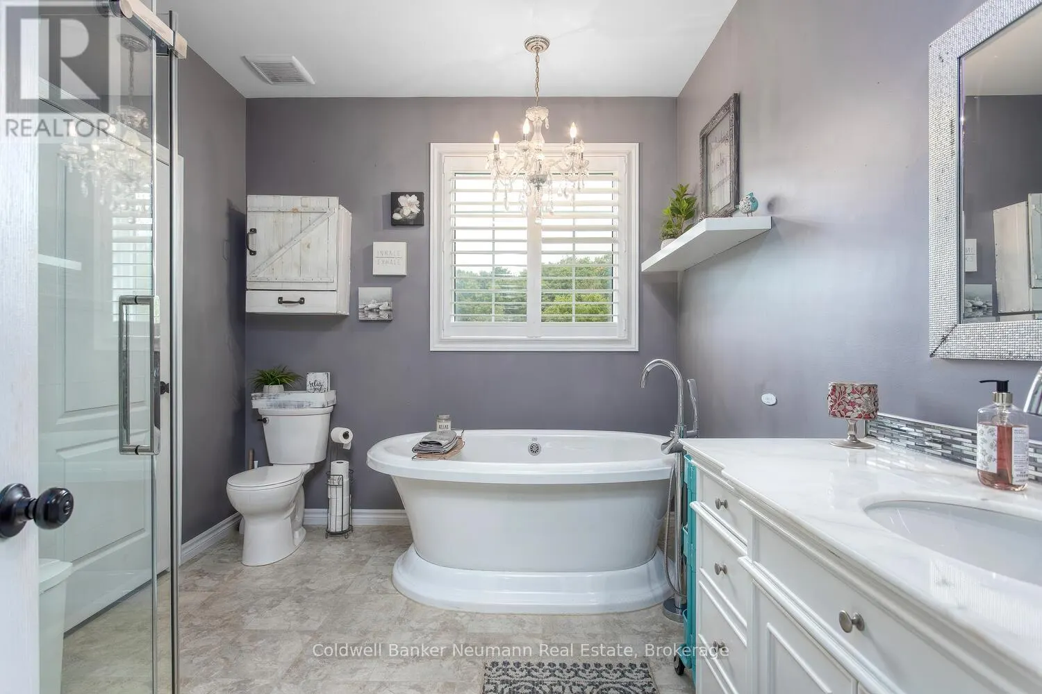 178 FREDERICK STREET W