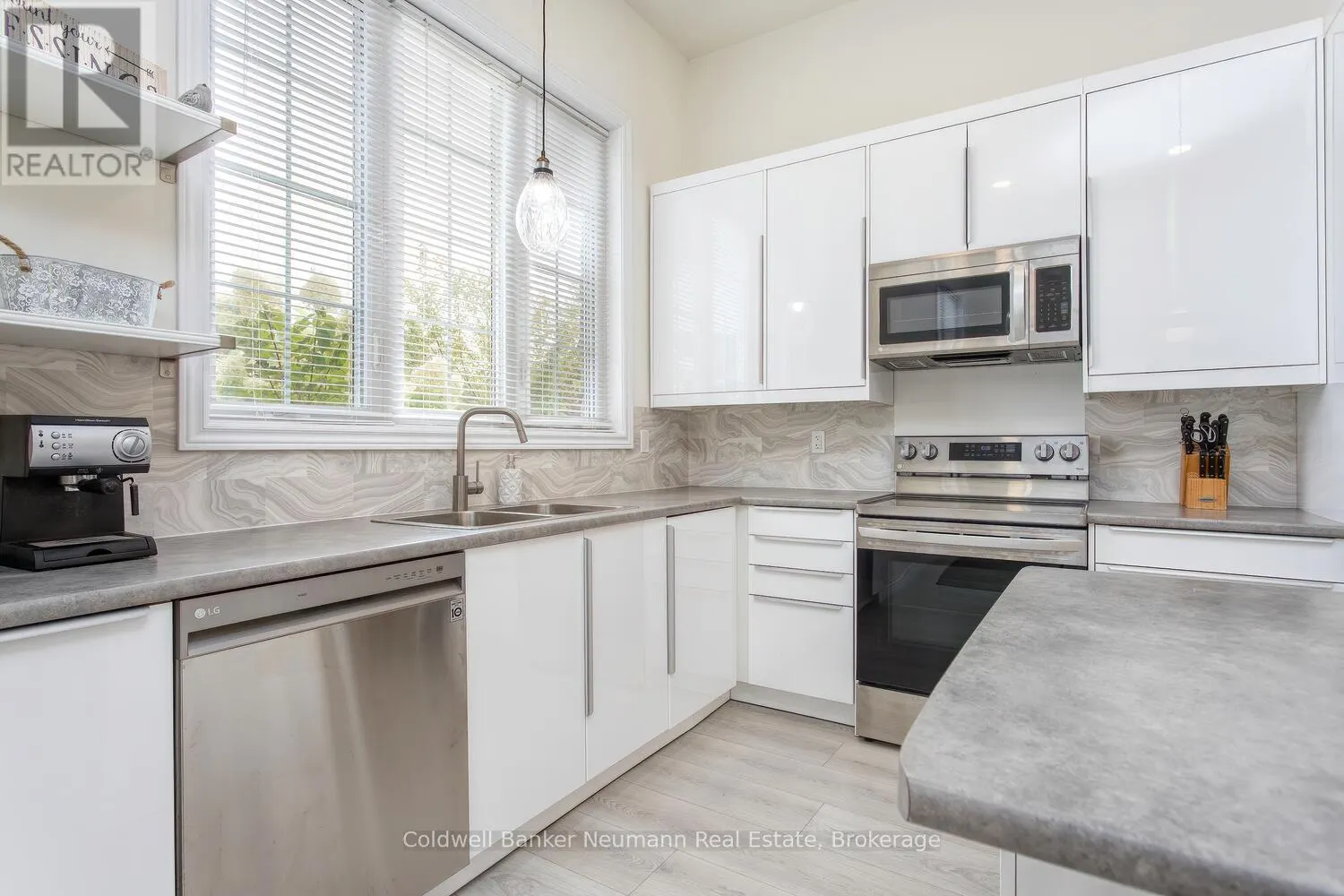 178 FREDERICK STREET W