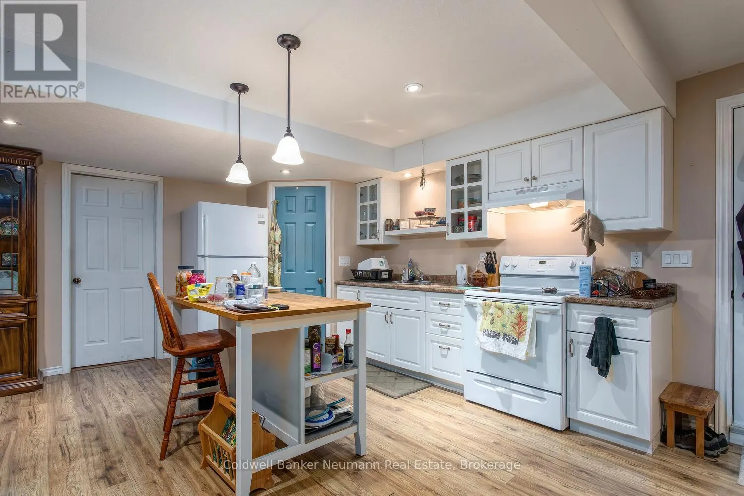 178 FREDERICK STREET W